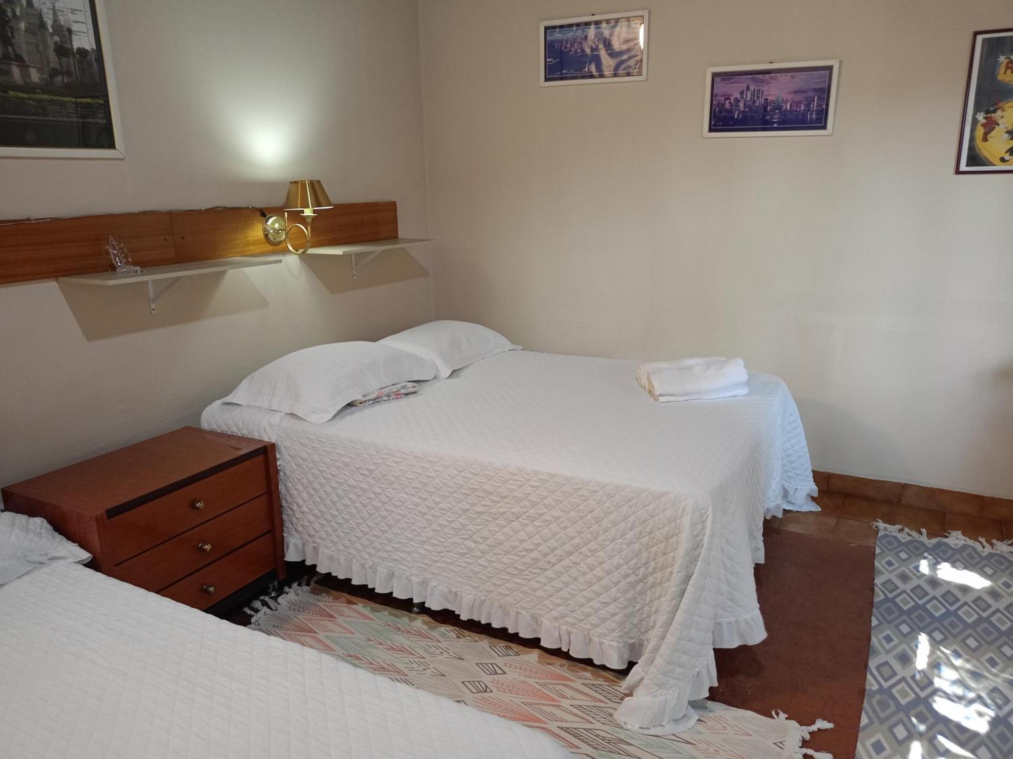 Residencia-Univ Lägenhet Ciudad del Este Exteriör bild